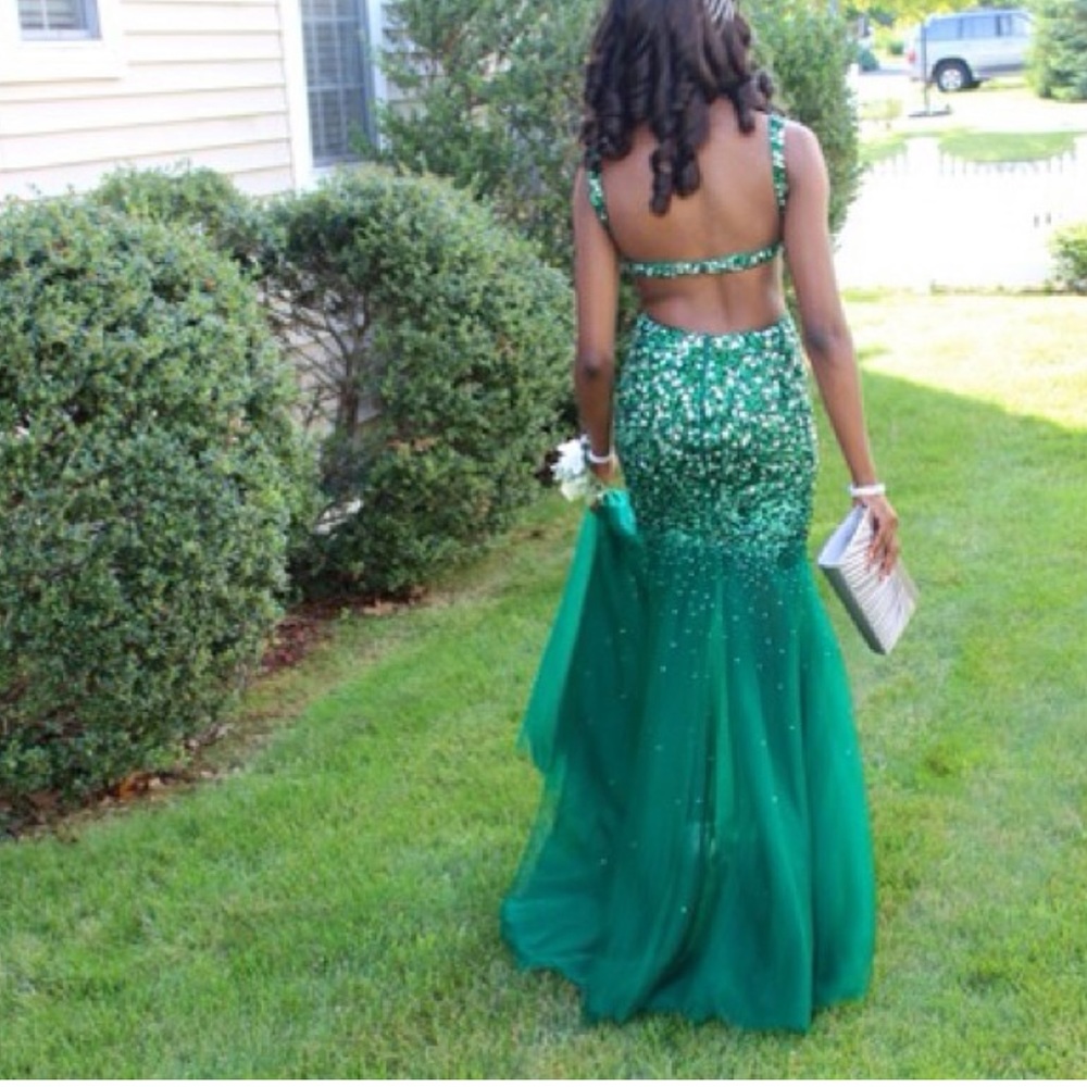 Jovani emerald green prom dress